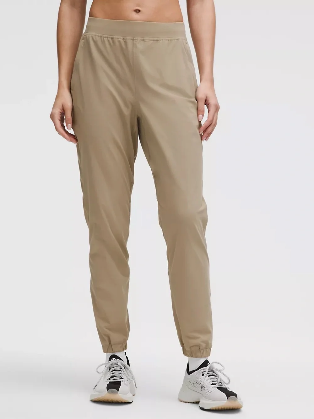 Lululemon Adapted State Jogger Regular Sheer Oak Size 6 High Rise 28 Inch